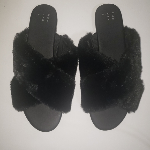 NWOB A New Day Faux Fur Slide On Sandals - Picture 3 of 10